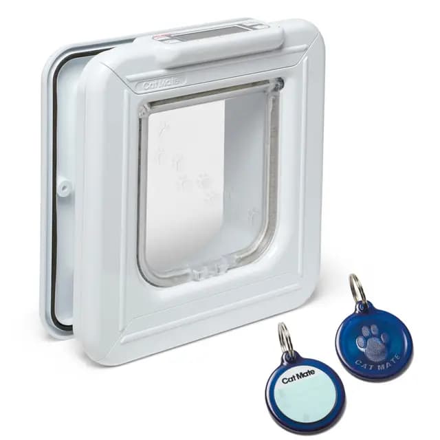 Cat Mate Elite I.D. Disc Katzenklappe mit Timersteuerung (305) – Kompatibel mit Pet Mate I.D. Discs, für kleine bis durchschnittliche Katzen, für Glas, UPVC, Wände und Holz, Weiß