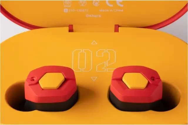 Final Audio EVA 2020 True Wireless Earbuds