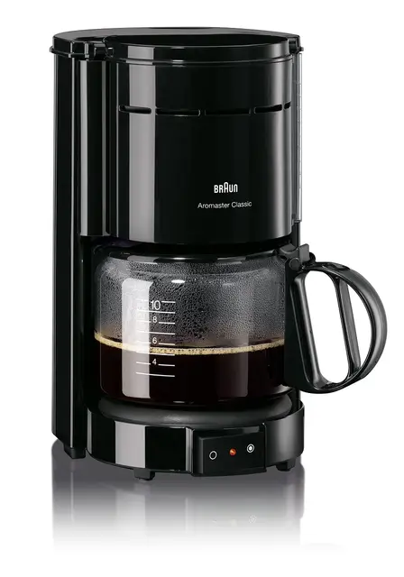 Braun Kaffeemaschine KF 47 BK - Filterkaffeemaschine mit Glaskanne für klassischen Filterkaffee, Aromatischer Kaffee dank OptiBrew-System, Tropfstopp, Abschaltautomatik, Schwarz