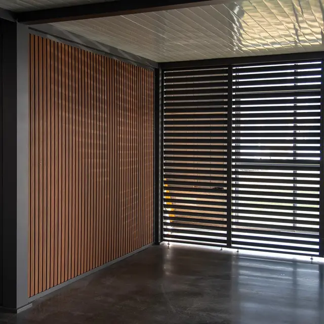 Weide WPC Carport-Wand