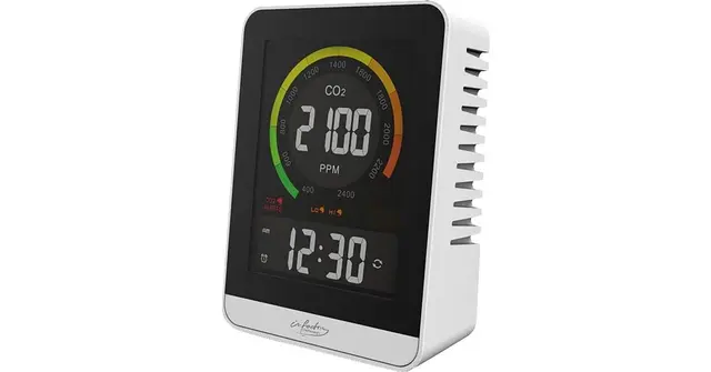 infactory Co2-Messgerät Raumluft: Digitales CO2-Messgerät mit Temperatur, Luftfeuchtigkeit, Uhr & Wecker (Luftgütesensor, ppm-Messgerät Co2, Digitale Wanduhr)