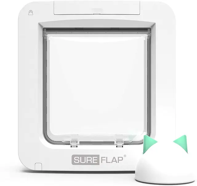 Sure Petcare SureFlap Mikrochip-Haustierklappe Connect mit Hub, Steuerung über Smartphone-App, mit Sperrmodus, Einbau in Türen, Glasscheiben und Wände, für Katzen und kleine Hunde, weiß