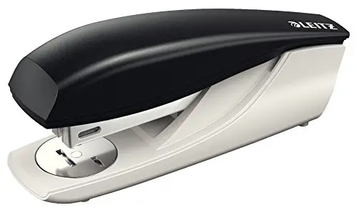 Leitz NeXXt Bürotacker aus Metall, Für 30 Blatt, Ergonomisches Design mit Nachfüllanzeige, Inkl. Heftklammern, Schwarz, 55000095