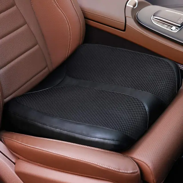 Leder Memory Foam Sitzerhöhung im Auto, Keilkissen Auto, Sitzerhöhung Erwachsene, Ergonomisches Sitzkissen, Steißbein Entlastung,für Das Auto,Bürostuhl. (Mesh-schwarz)