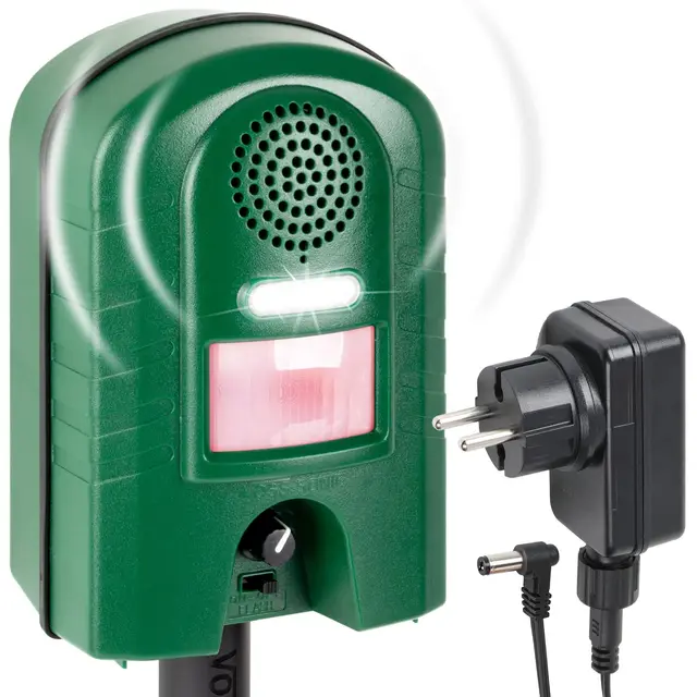 VOSS.sonic 2800 Ultraschall Vertreiber mit Bewegungsmelder & Blitz - Marderschreck, Katzenschreck, Tierschreck, Waschbären inkl. Netzteil und Erdstab