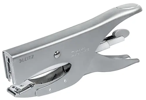 Leitz Heftzange, Für 40 Blatt, Ergonomisches Design aus Metall, Hinterlademechanik, Für Heftklammern P3 (24/6, 26/6) oder P4 (24/8), Silber, 55490081